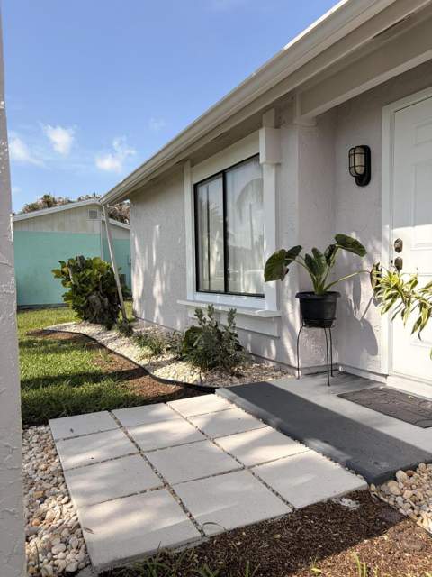 1812 SE Elkhart Terrace, Port St. Lucie FL - photo 8 of 35