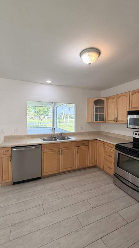 1812 SE Elkhart Terrace, Port St. Lucie FL - photo 19 of 35