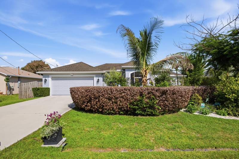 3 bedroom Single Family Residence at 2081 SW Tropical Terrace, Port St Lucie Section 11, Port St. Lucie — photo 4