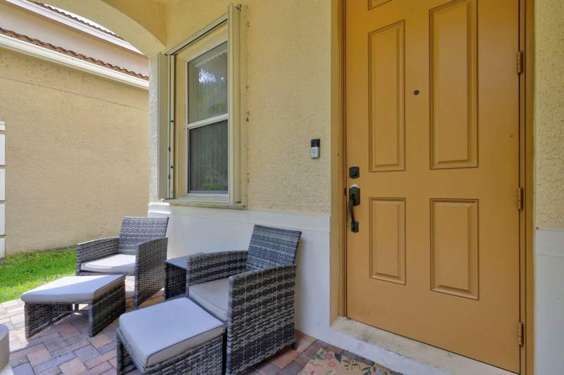 5 bedroom Single Family Residence at 241 Gazetta Way, Terracina, West Palm Beach — photo 4