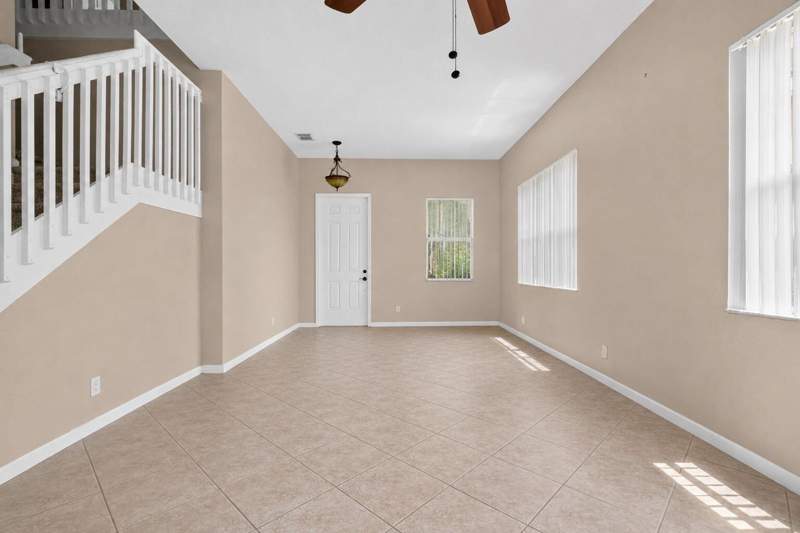 5 bedroom Single Family Residence at 241 Gazetta Way, Terracina, West Palm Beach — photo 5