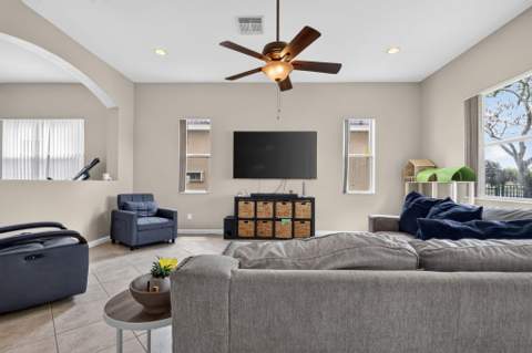 241 Gazetta Way, West Palm Beach FL - photo 11 of 55