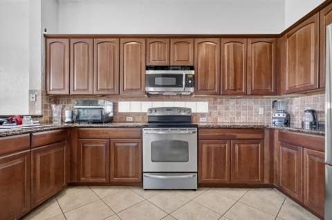 241 Gazetta Way, West Palm Beach FL - photo 20 of 55