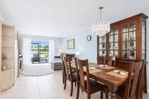 7892 Willow Springs Drive ##1517, Greenacres FL - photo 9 of 30