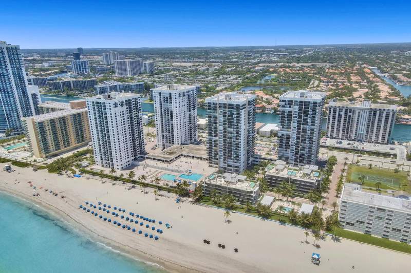 2 bedroom Condominium at 2101 S Ocean Drive #801, Quadomain Tower I And IV Condo, Hollywood — photo 3