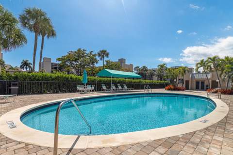 6 Royal Palm Way #211, Boca Raton FL - photo 8 of 33