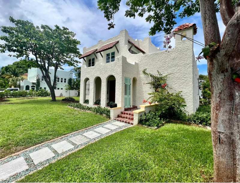 4 bedroom Single Family Residence at 302 Fordham Drive, College Park, Lake Worth Beach — photo 1