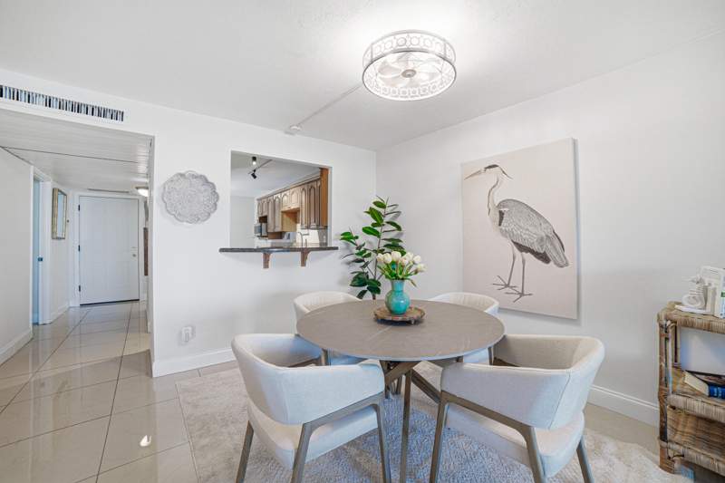 2 bedroom Condominium at 6 Royal Palm Way #211, Boca Bayou Condo, Boca Raton — photo 5