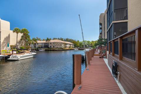 6 Royal Palm Way #211, Boca Raton FL - photo 21 of 33