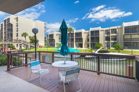 6 Royal Palm Way #211, Boca Raton FL - photo 22 of 33