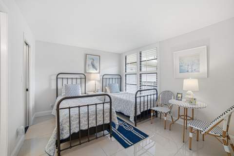 6 Royal Palm Way #211, Boca Raton FL - photo 24 of 33