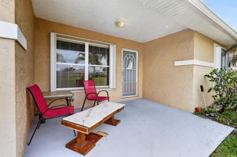 5740 Travelers Way, Fort Pierce FL - photo 18 of 49
