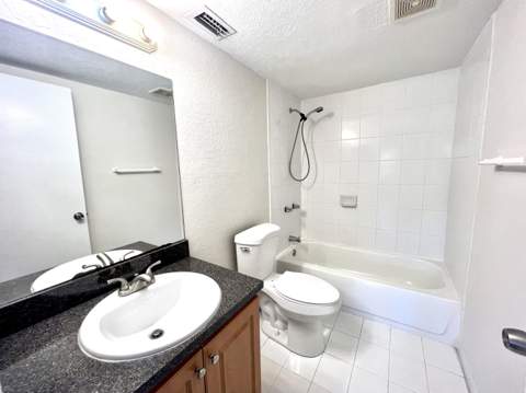 120 Sparrow Drive #Apt 302, Royal Palm Beach FL - photo 9 of 20
