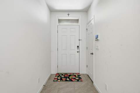 1572 SW Paar Drive, Port St. Lucie FL - photo 10 of 44