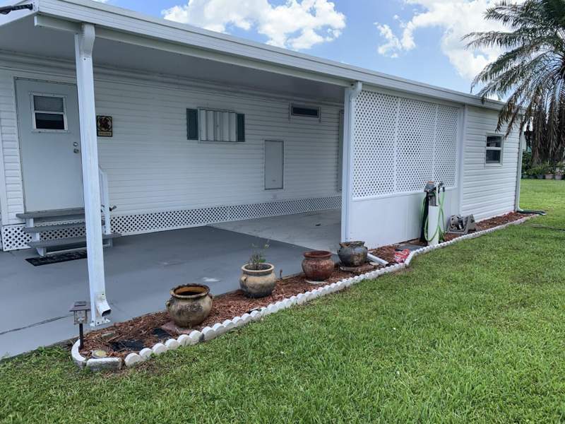 3 bedroom Mobile Home at 40 Florida Way, Spanish Lakes One, Port St. Lucie — photo 2