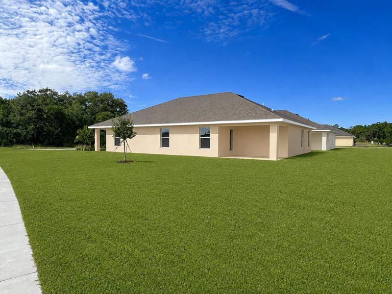 3 bedroom Single Family Residence at 5728 Waterstone Boulevard, Waterstone Phase Three, Fort Pierce — photo 3