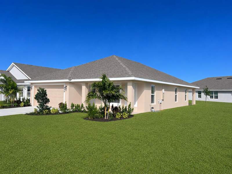 3 bedroom Single Family Residence at 5728 Waterstone Boulevard, Waterstone Phase Three, Fort Pierce — photo 2