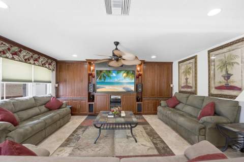 1548 SW 5th Avenue, Boca Raton FL - photo 16 of 86