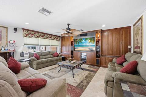 1548 SW 5th Avenue, Boca Raton FL - photo 17 of 86