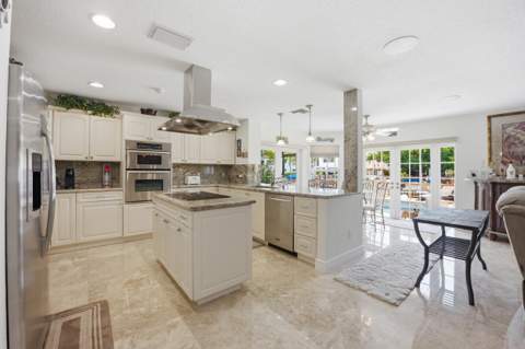 1548 SW 5th Avenue, Boca Raton FL - photo 18 of 86