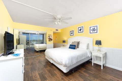 9800 S Ocean Drive #415, Jensen Beach FL - photo 8 of 18