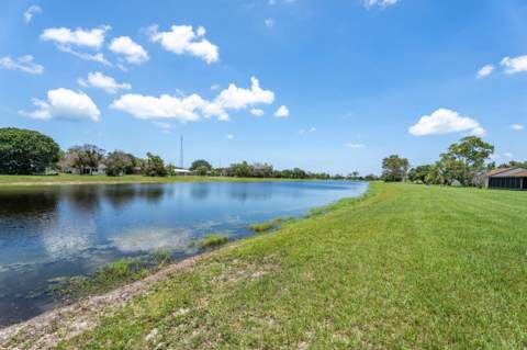 2225 SE Barrington Street, FL - photo 24 of 29