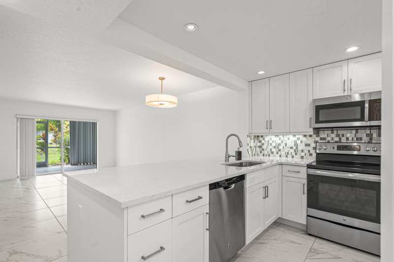 2 bedroom Condominium at 3090 Holiday Springs Boulevard #Unit 109, Holiday Springs Village 2 Condo, Margate — photo 1