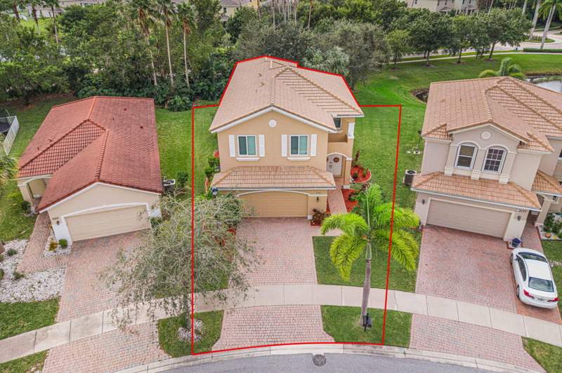 3 bedroom Single Family Residence at 2161 NW Padova Street, Vizcaya Falls Plat 3, Port St. Lucie — photo 2