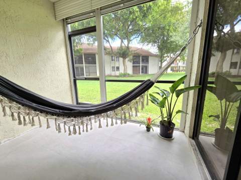 5577 Courtyard Drive, Margate FL - photo 10 of 27