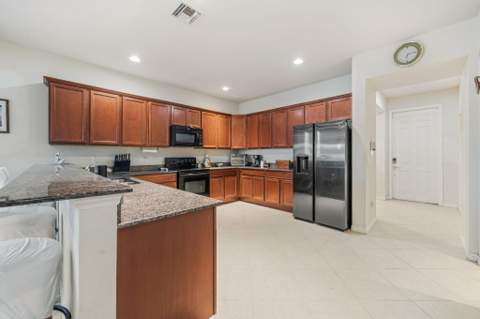 9250 Wrangler Drive, Lake Worth FL - photo 7 of 43