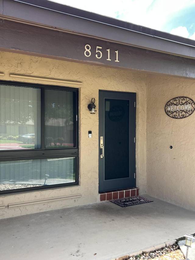 8511 NW 8th Street