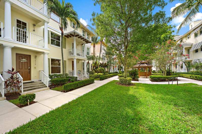 3 bedroom Townhouse at 4316 Blowing Point Place, Abacoa Town Center 3, Jupiter — photo 1