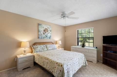 2225 SE Barrington Street, FL - photo 13 of 29