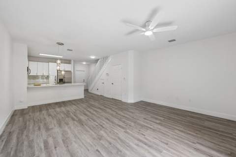 560 St Tropez Lane, Margate FL - photo 10 of 33