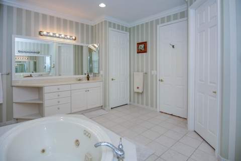 4676 Manderly Drive, Wellington FL - photo 20 of 57
