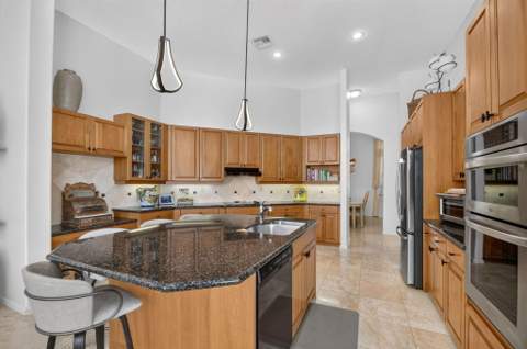 6733 Finamore Circle, Lake Worth FL - photo 12 of 80