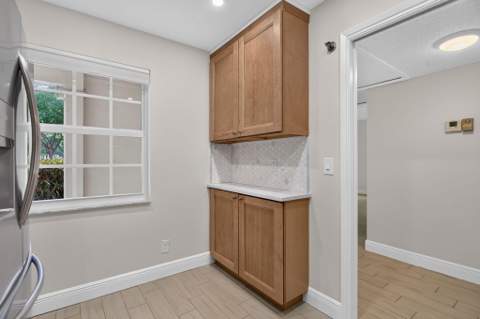 3520 Oaks Way #110, Pompano Beach FL - photo 9 of 53