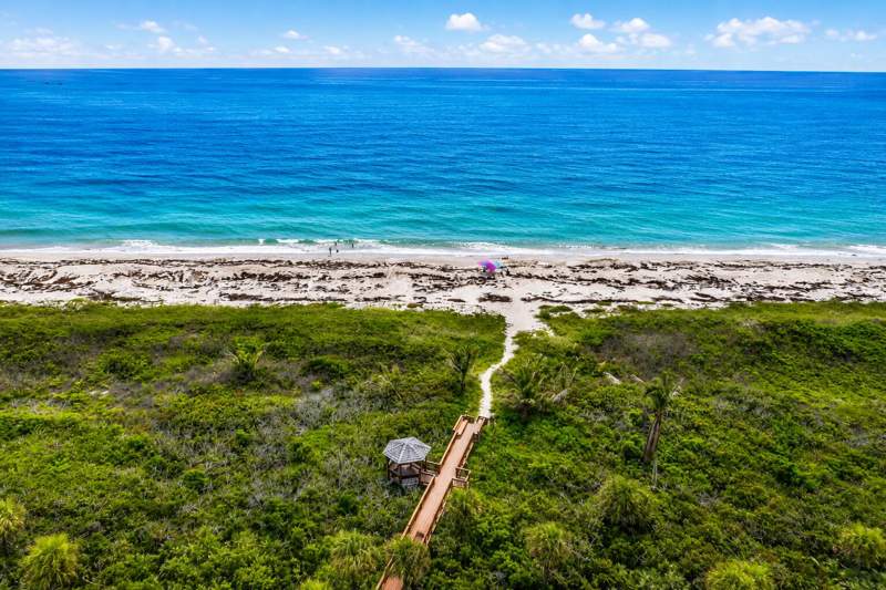 2 bedroom Condominium at 5047 N Highway A1a #1704, Atlantic View Beach Club Condominium No 1, Hutchinson Island — photo 2