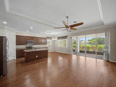 11861 SW Crestwood Circle, Port St. Lucie FL - photo 13 of 88