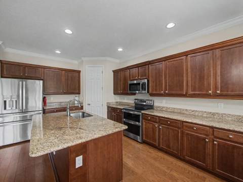 11861 SW Crestwood Circle, Port St. Lucie FL - photo 10 of 88