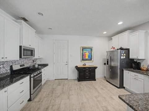 12520 SW Weeping Willow Avenue, Port St. Lucie FL - photo 9 of 68