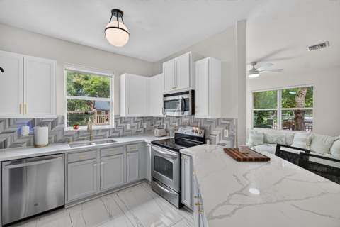 6455 Azura Lake Road, Lake Worth FL - photo 18 of 40