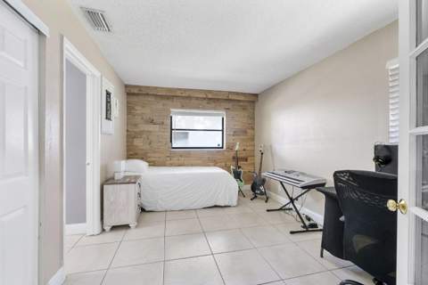 4149 Palm Forest Drive, Delray Beach FL - photo 23 of 46