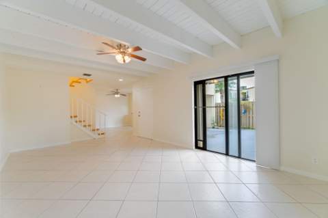 1530 Shaker Circle, Wellington FL - photo 7 of 25