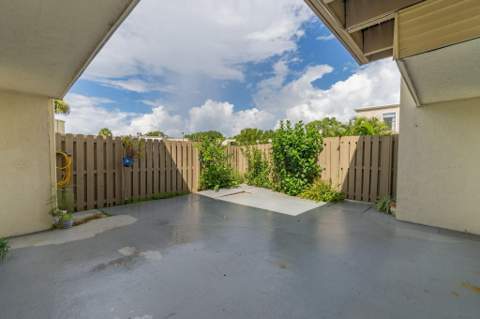 1530 Shaker Circle, Wellington FL - photo 24 of 25