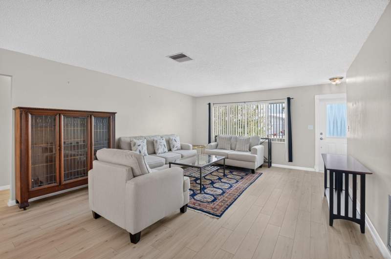 2 bedroom Single Family Residence at 1710 SW 20th Street, Leisureville, Boynton Beach — photo 2