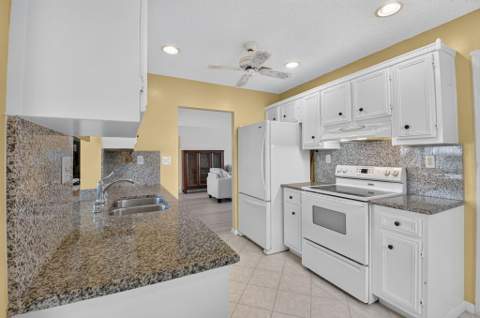1710 SW 20th Street, Boynton Beach FL - photo 16 of 40