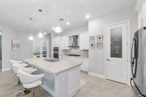 12245 N Baypoint Circle, Parkland FL - photo 13 of 84
