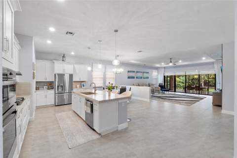 12245 N Baypoint Circle, Parkland FL - photo 15 of 84