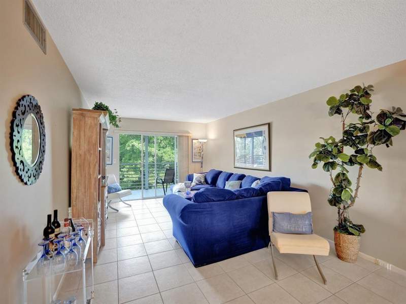 2 bedroom Condominium at 2003 Granada Drive #C4, GRANADA VILLAGE D CONDO, Coconut Creek — photo 2